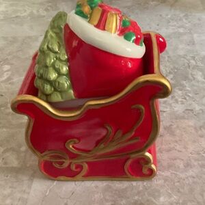 Festive Red and Gold Holiday Sleigh Candle Decoration